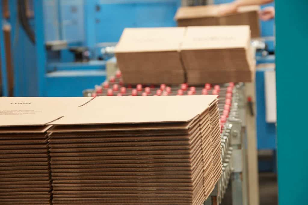 quy trình làm thùng giấy carton đúng chuẩn 2021