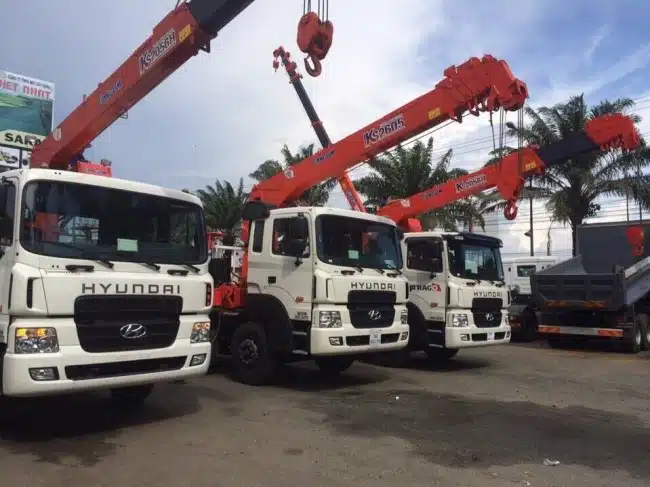 Đơn vị Vận Tải 24H cung cấp dịch vụ cho thuê xe cẩu giá rẻ đảm bảo uy tín và chất lượng nhất cho khách hàng